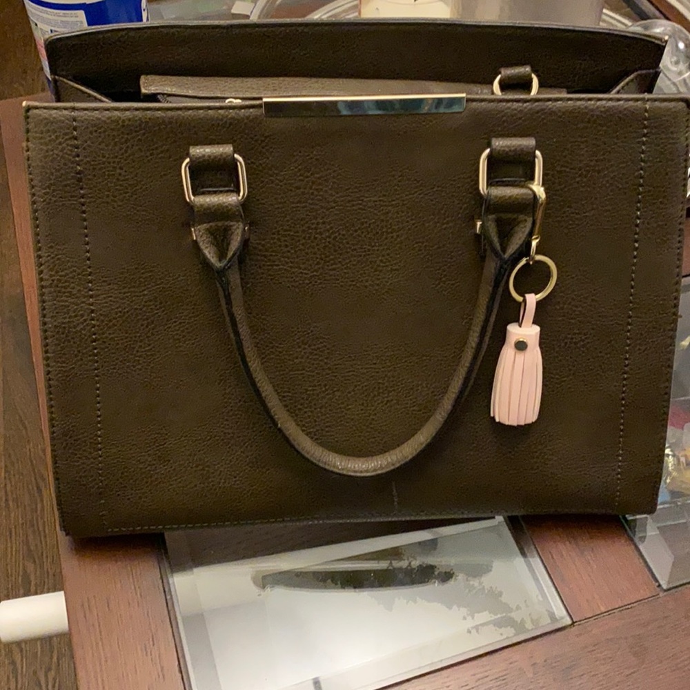 Large brown/olive purse with gold hardware